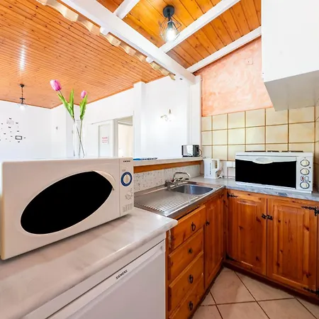 Alexandros And Appartement *