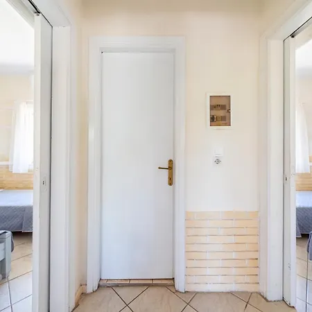 Alexandros And Apartament