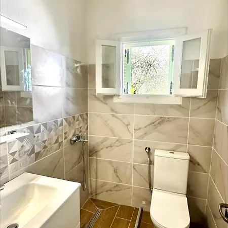 Apartament Alexandros And *