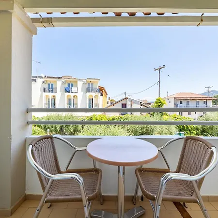 Alexandros And Apartament